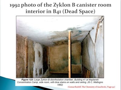 1992 b41 zyklon room.JPG