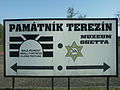 KZ Theresienstadt Hinweisschild2011.jpg